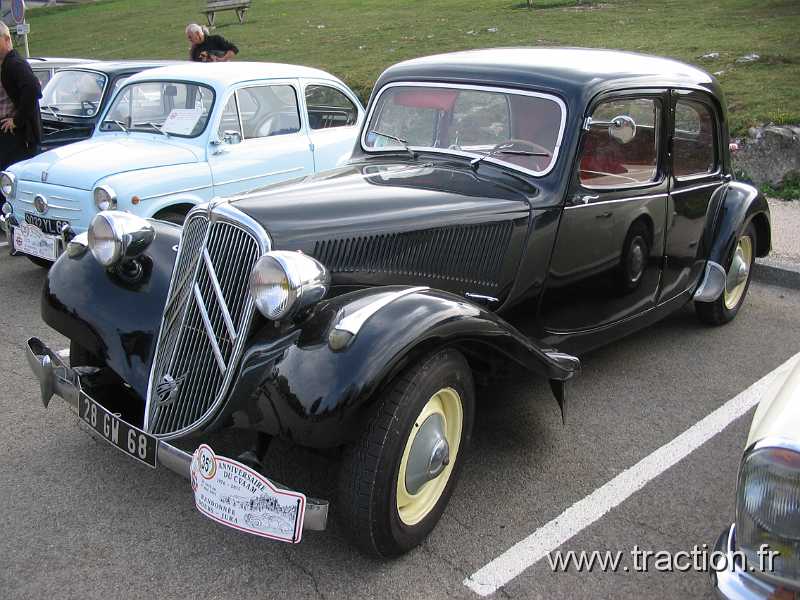 2011_CVAAM_35ans_4_Chateau_de_joux (8).JPG - 35 Ans du CVAAM, sortie dans le Doubs et le Jura, du 26 Avril au 1er Mai 2011, le chateau de Joux